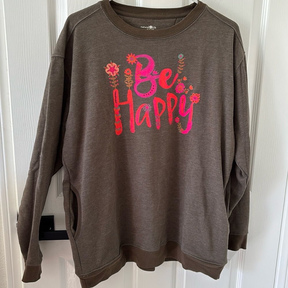 Comfy Pocket Sweatshirt - Be Happy